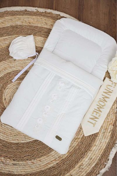 Fun Moment Stylish newborn cradle