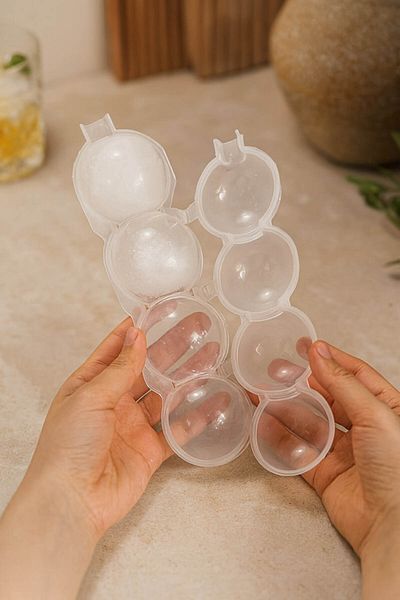 Anadolu Saray 1 Practical 4-Piece Ball Ice Mold |   Magic 4-Piece Sphere Ice Mold Magic Ice Mold