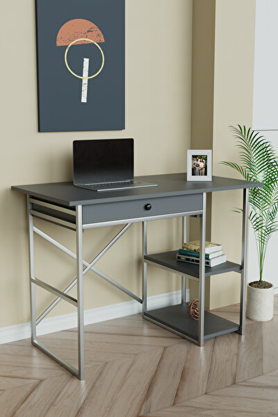 Hediyeler Kapında Çekmeceli Ve 2 Raflı Çalışma Masası 110x60 Cm