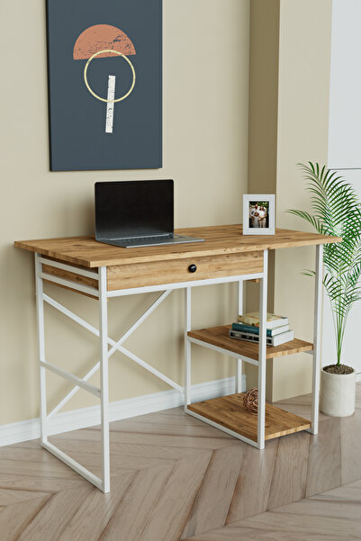 Hediyeler Kapında Çekmeceli Ve 2 Raflı Çalışma Masası 110x60 Cm