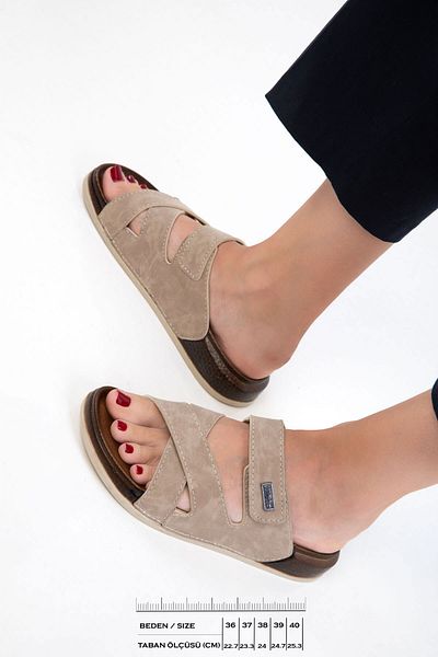 SOHO Beige Women's Slippers 20759