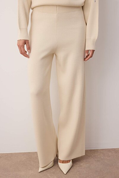 Trendyol Modest Mink Sequin Embroidered Knitwear Bottom-Top Set Tctaw25Us00090