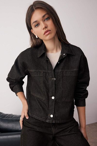 Trendyol Collection Black Pocket Detailed Shirt Collar Regular Denim Jacket Twoaw26Ce00025
