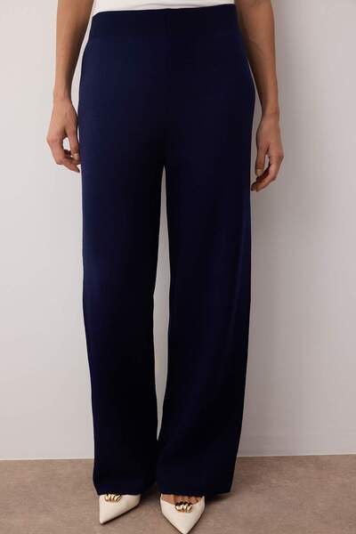 Trendyol Modest Námořnická modrá perleťová kardiganová souprava s kalhotami a kalhotami TCTAW24US00037