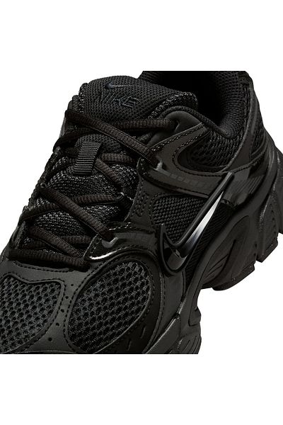 Nike Women's Sports Shoes Casual W V5 Rnr Women's Sneaker Casual Shoes