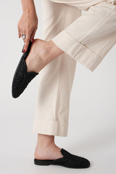 Katy Perry Black Straw Woven Women's Slippers