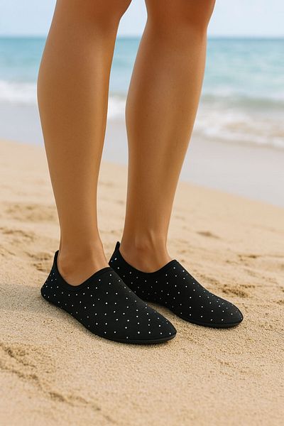 Peluche Shiny Stone Black Non-Slip Sole Flexible Lightweight Women's Pool Beach Sea Shoes