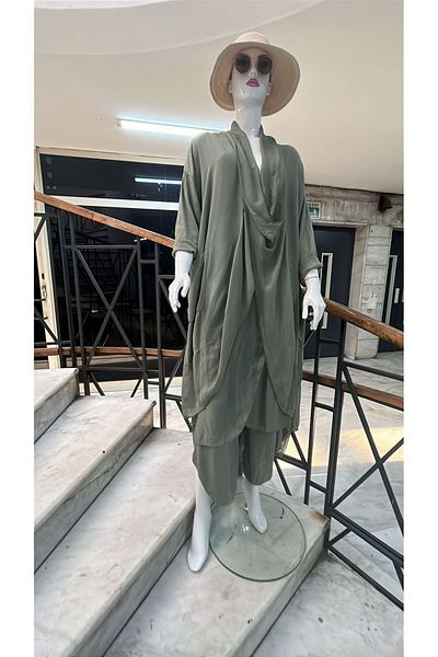 EREN STYLE Italian Silk Detailed Oversize Infinity Kaftan Blouse - Asymmetrical Trousers Set