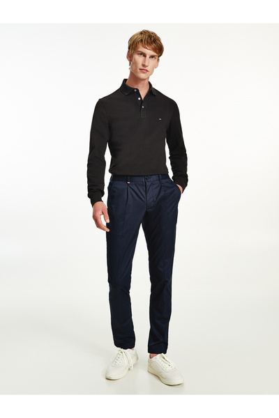 Tommy Hilfiger Men's T-Shirt - Stylish and Comfortable Casual Design