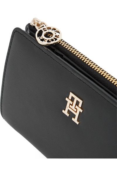 Tommy Hilfiger Tommy Hilfiger Women Black Wallets
