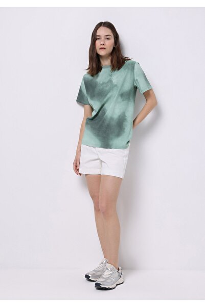 Colin's Γυναικείο πολύχρωμο κοντομάνικο μπλουζάκι με στάμπα με στρογγυλή λαιμόκοψη κανονική εφαρμογή