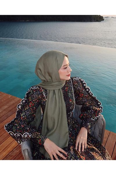 ARMANDA Aybüke Nur Demi̇rci̇'s Preferred Cotton Modal Aden Pattern Scarf - Khaki