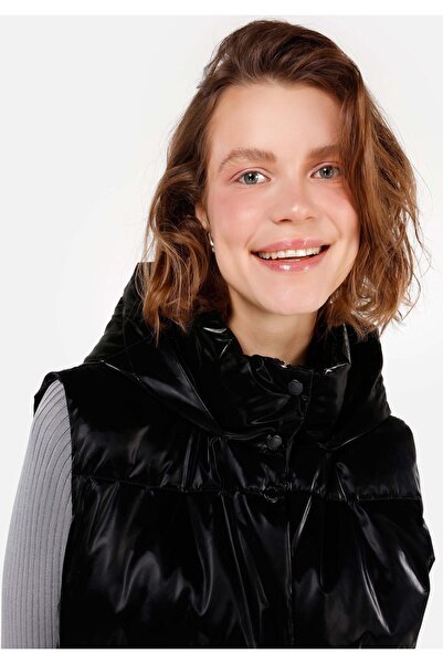 Colin's Regular Fit Kapüşonlu Kadın Siyah Yelek