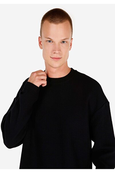 Colin's Normal Kesim Bisiklet Yaka Siyah Erkek Uzun Kol Tişört Cl1071043