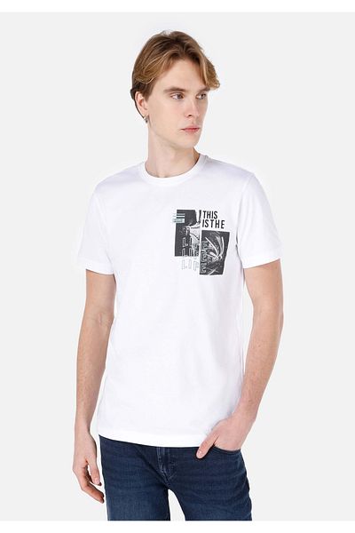 Colin's Men's White T-Shirt - Sleeves