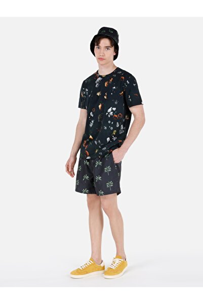 Colin's Ανδρικό κοντομάνικο μπλουζάκι με κανονικό κόψιμο με λαιμόκοψη μαύρο