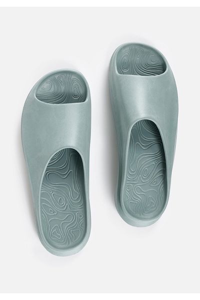 Colin's Women's Green Slippers