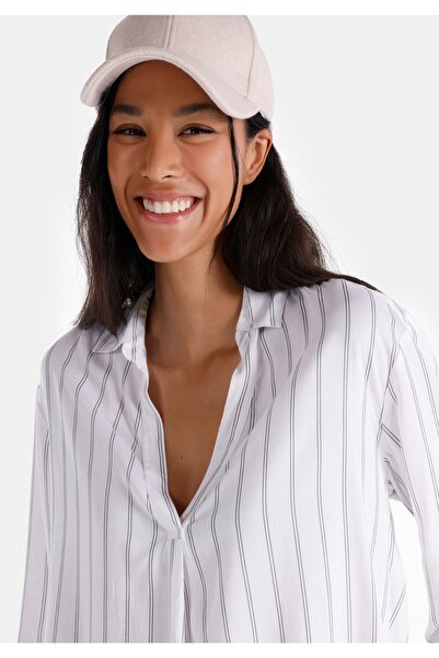 Colin's Bluză albă de damă cu mâneci în U