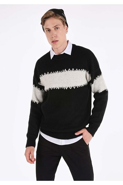 Colin's Black Knitwear Men's Sweater - Regular Fit