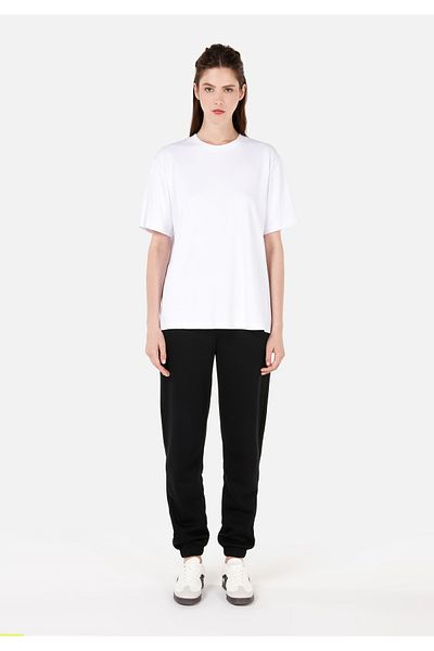 Colin's Black Women's Sweatpants with Regular Fit Mid Waist Pocket Detail