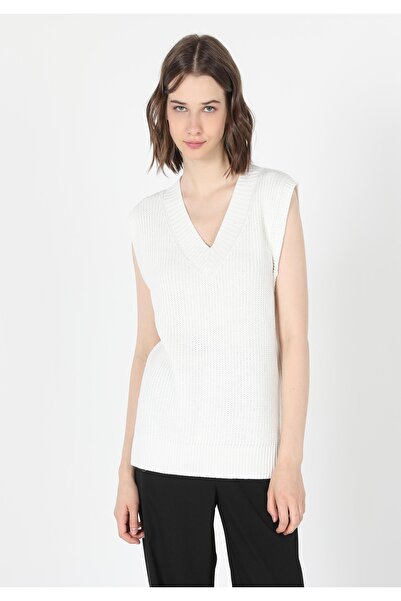 Colin's Regular Fit V Yaka Düz Kadın Beyaz Kazak