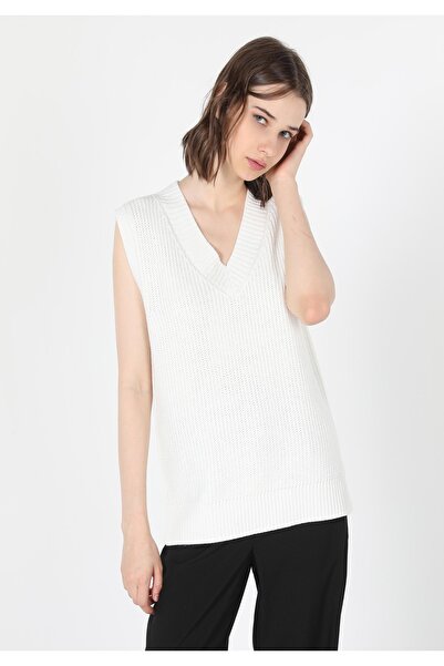 Colin's Regular Fit V Yaka Düz Kadın Beyaz Kazak