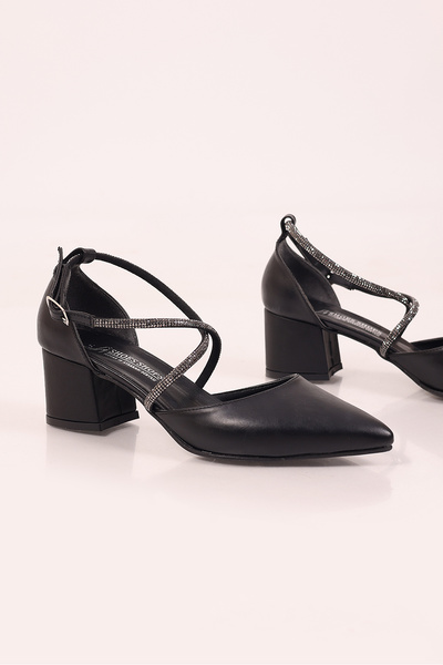 SHOESSHOPS Taşlı Kısa Blok Topuklu Kadın Ayakkabı Stiletto