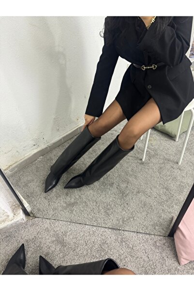 MYVOLANTE Kadın Tozluk Detaylı Topuklu Siyah Çizme