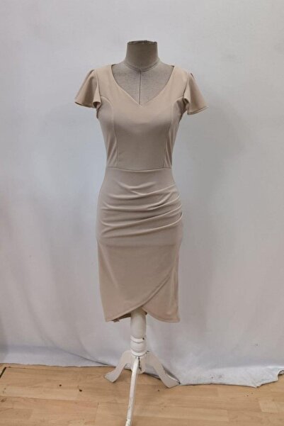 Mossta Heart Neckline Gathered Crepe Dress - Cream