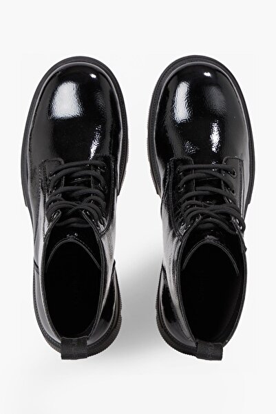 Calvin Klein Ck Kadın Logolu Suni Deri Parlak Kaplamalı Kalın Topuklu Bot, Köpük Iç Tabanlı