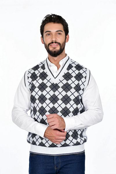 Kamalı Men's V-Neck White Plaid Knitwear Sweater - Thick, Non-Pilling, Regular Fit