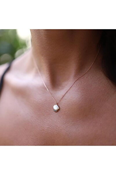 ByGoldenHouse Ay Taşı Kolye