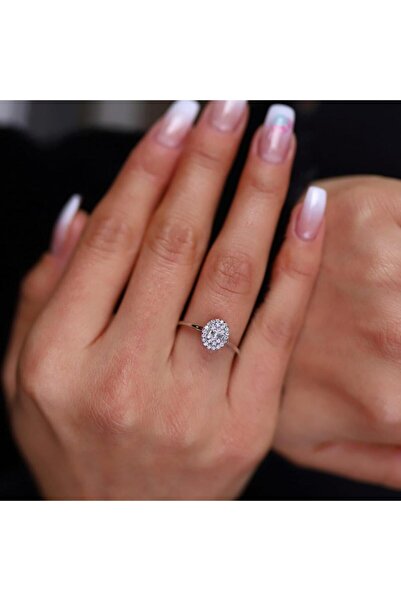 ByGoldenHouse Baget Pırlantalı Oval Yüzük