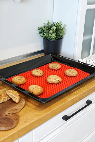 EVLE Pyramid Silicone Baking Mat, Platinum Silicone, 27 X 38 Cm, Red