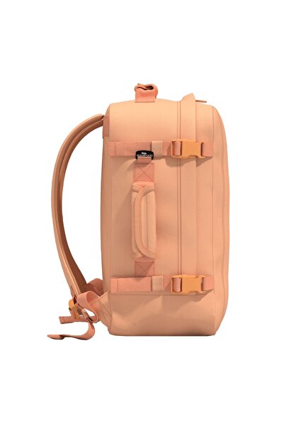 Cabin Zero Adventure 124 Daypack 45 cm Laptop compartment