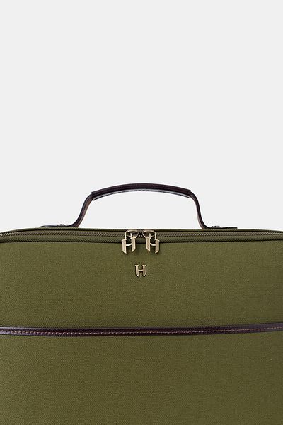 HELMBROOK Boris Genuine Leather Men's 15.6" Single Compartment Laptop Bag