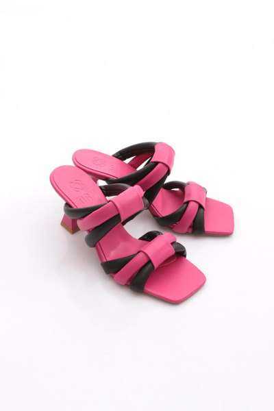 DGN 5045 Women's Row Banded Goblet Heeled Slippers