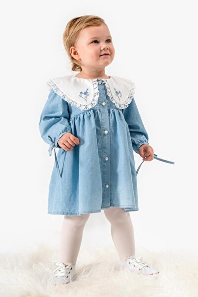 PİTABABY Beyaz Yaka Nakışlı Kot Kız Bebek Elbisesi – Uzun Kollu, Düğmeli, %100 Pamuk