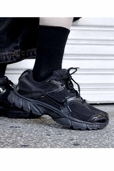 Nike V5 Rnr Men's Black Sneaker Shoes