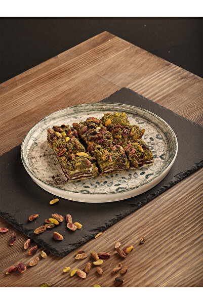 Kömeci Gıda Antep Fıstıklı Baklava Lokum 1kg