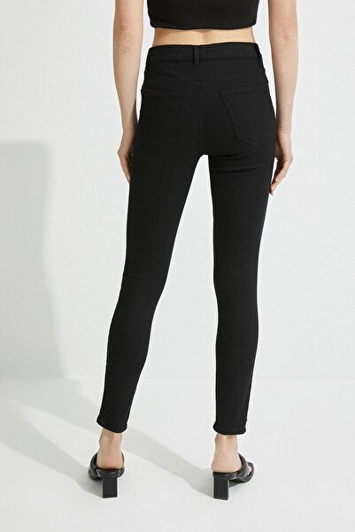 TENA Women's Black Skinny Skinny Pants