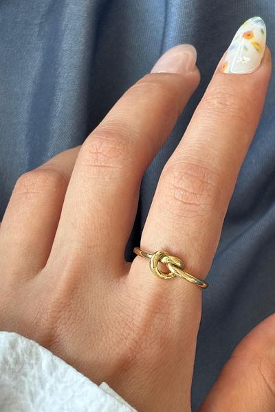 Leo'Stone New Season Love Knot Design Adjustable Women's Ring