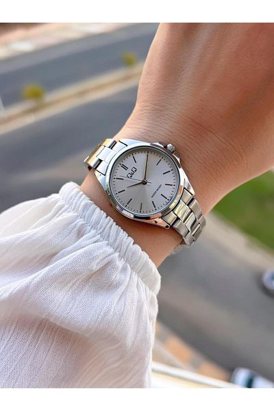 Q&Q Steel Cord Numeral Dial 2 Years Warranty 30 Mt Water Resistant Women Wristwatch Bq.C.37A-005Py
