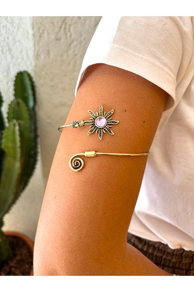 Finery by Nerrs Lilac Stone Flower Design Pazu Bracelet