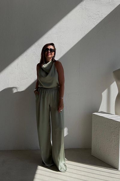 ELVAN TOLON Khaki winkle satin blouse set