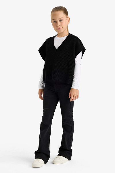 DeFacto Girls Oversize Wide Fit V Neck Knitwear Sweater F2625A825Au