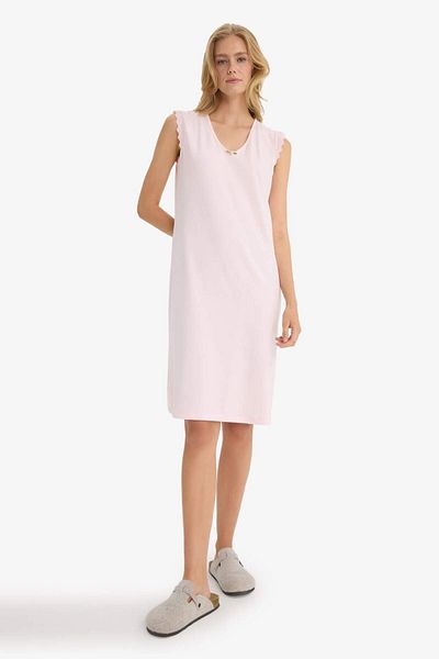 DeFacto Regular Fit V Neck Sleeveless Nightgown-Fall in Love F7001Ax25Au