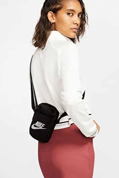 Nike Bag Shoulder Bag Heritage Width: 13 Cm, Length: 18 Cm, Depth: 3 cm