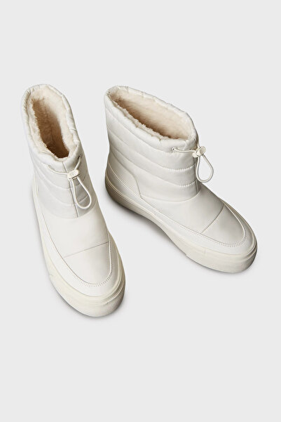 Calvin Klein Logolu Kapitoneli Bağcıklı Bot YW0YW01977YAJ BOT YW0YW01977 YAJ