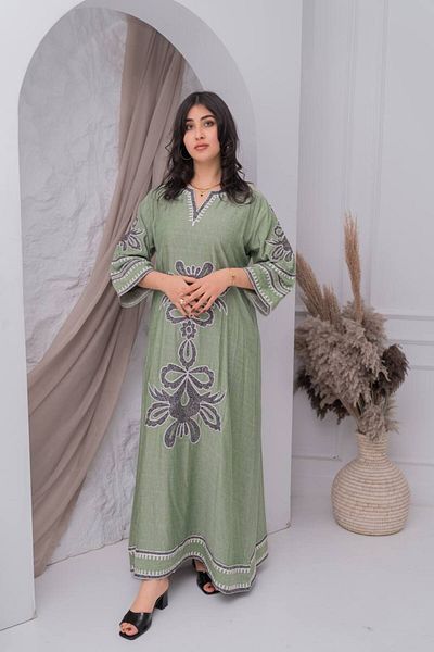 AFandina Linen jalabiya with delicate details that add a touch of luxury A-386